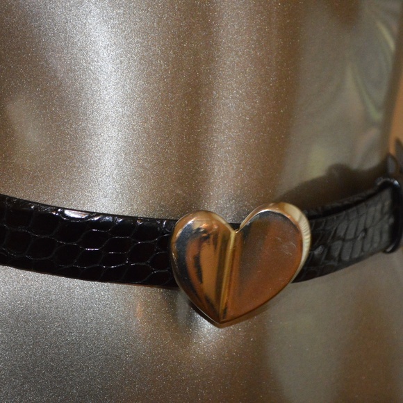 Donna Karan Accessories - Genuine Alligator Donna Karan Heart Belt P